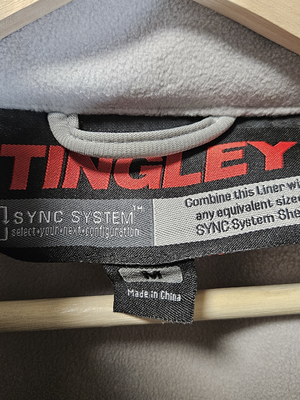 Tingley High-Visibility Phase 3 Yellow & Black Safety Refigiwear Jacket - Picture 6 of 12